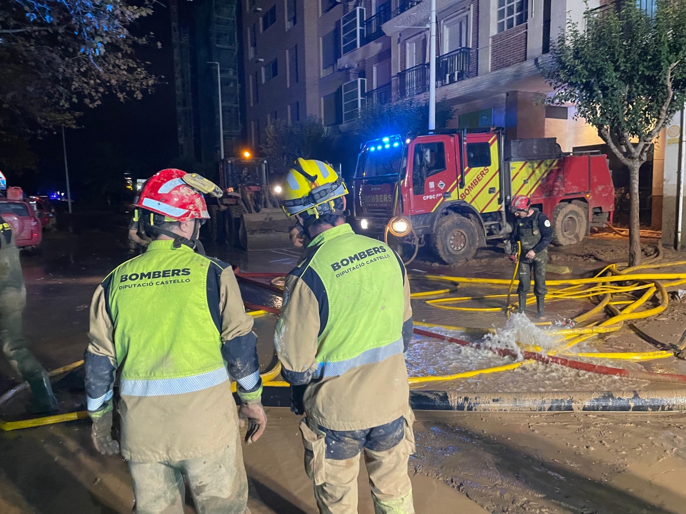 La Diputación de Castellón pone a disposición de la emergencia en la provincia de Valencia más de 150 efectivos del Consorcio Provincial de Bomberos