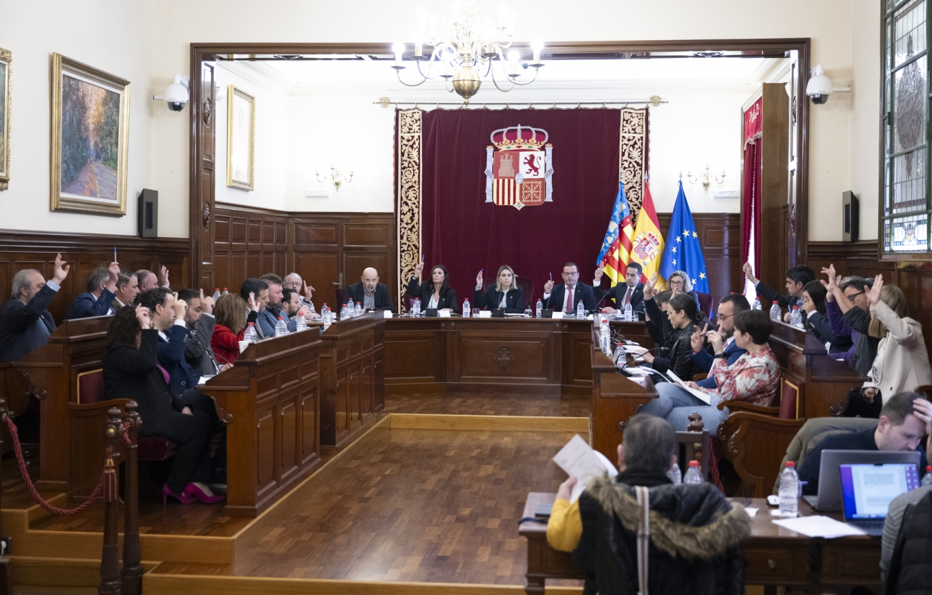 La Diputación se alza en una sola voz, firme y cohesionada, para exigir al Gobierno de España que los 71 municipios de Castellón afectados reciban ayudas por la dana