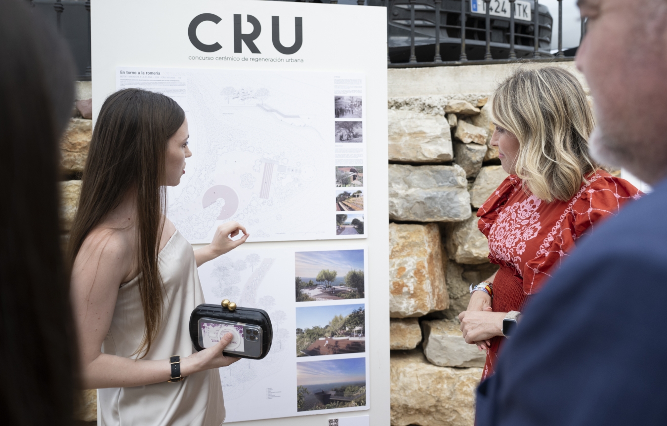 La Diputación de Castellón promueve el uso de la cerámica para mejorar espacios públicos de la provincia con el lanzamiento del Plan CRU IX